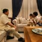 Menteri Pertahanan Prabowo Subianto menerima kunjungan silaturahmi seorang anak jenius, Kenneth Matthew di kediaman pribadinya di Kertanegara IV. (Dok. Tim Media Prabowo-Gibran)
