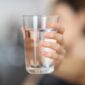 5 Cara Hentikan Batuk dengan Cara Sederhana salah satunya kumur dengan Air Garam. (Pixabay.com/Engin_Akyurt)