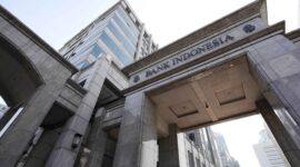 Dua pilar kebijakan ekonomi yang dituntut lebih selaras menghadapi perlambatan. (Dok. Bi.go.id)