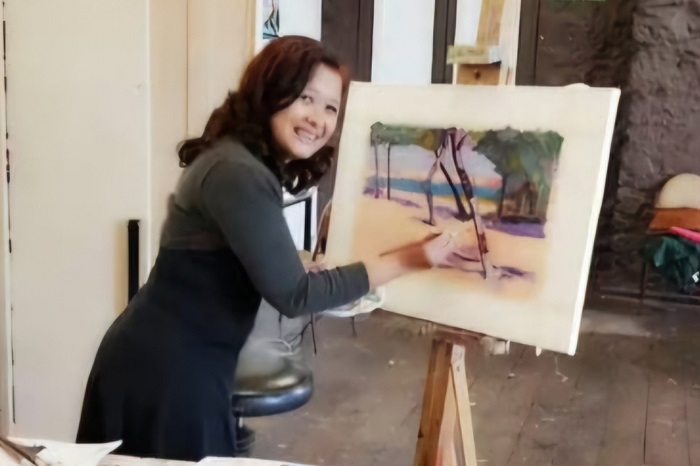 Andrea van Diemen, seorang seniwati asal Indonesia yang kini menetap di Adelaide, Australia. (Dok. Andrea van Diemen)